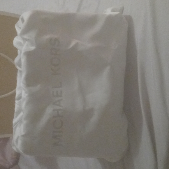 Micheal Korse Purse - Picture 3 of 6